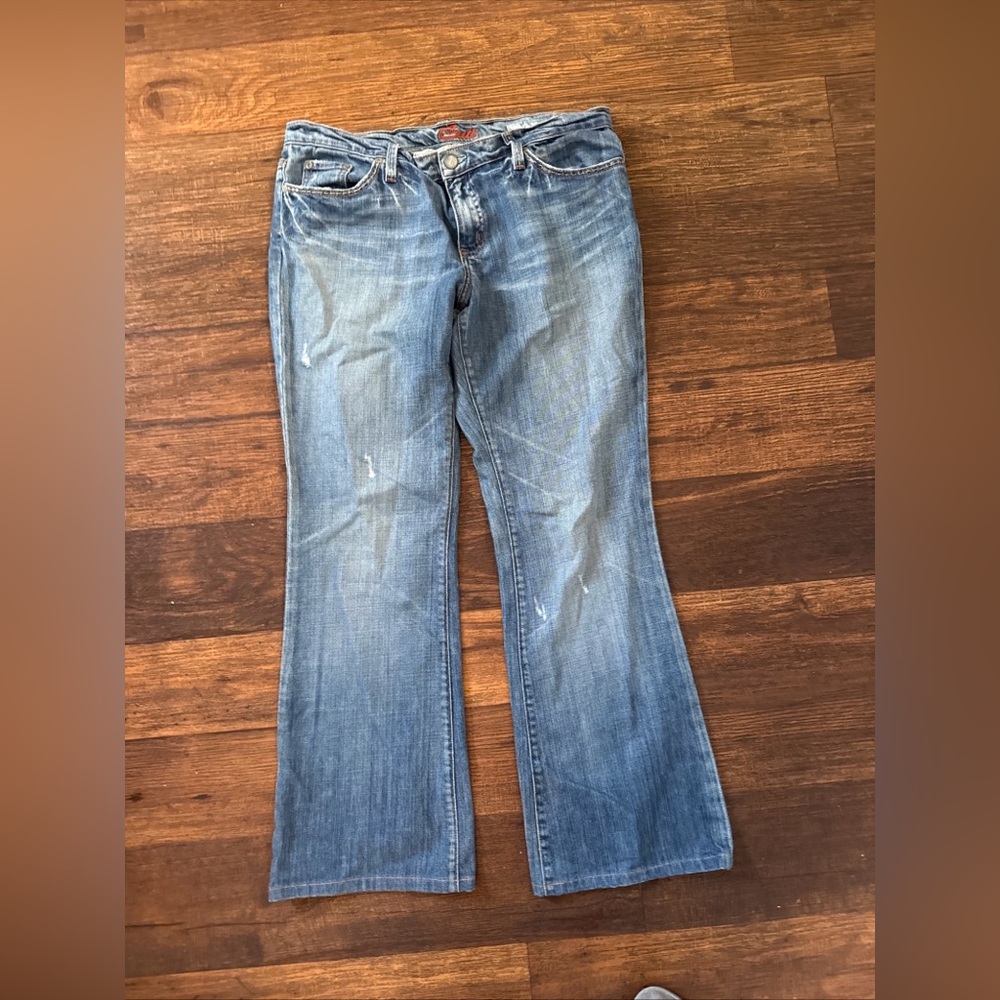 Y2k 2000s low rise flared 2000s era Bella swan denim jeans